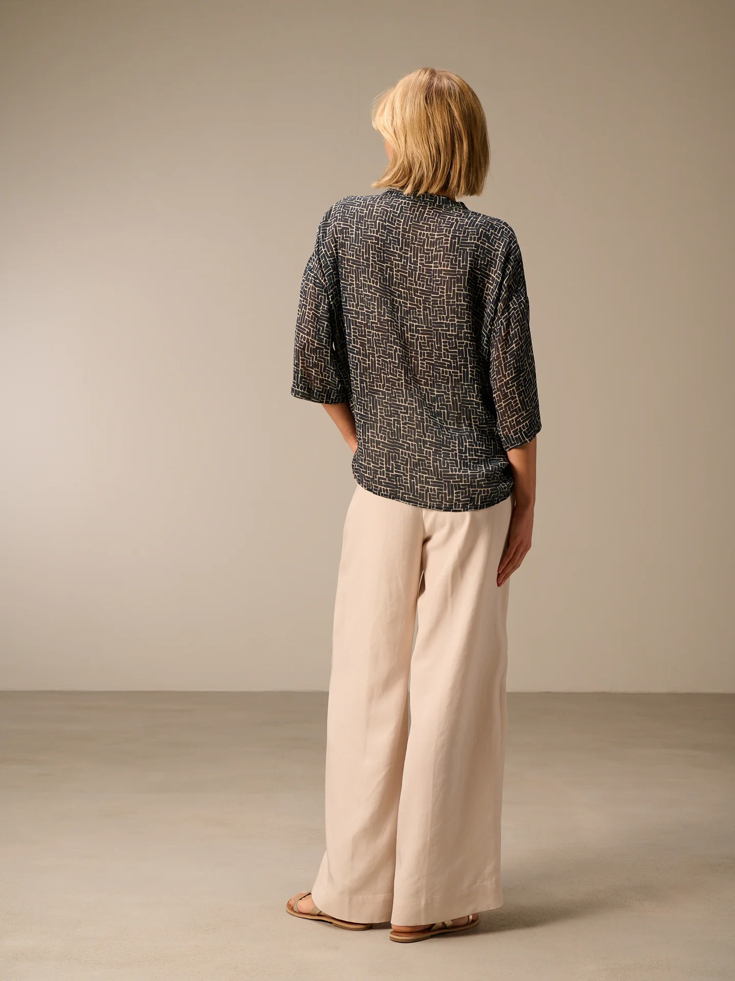 Bluse mit Stehkragen - Image 4