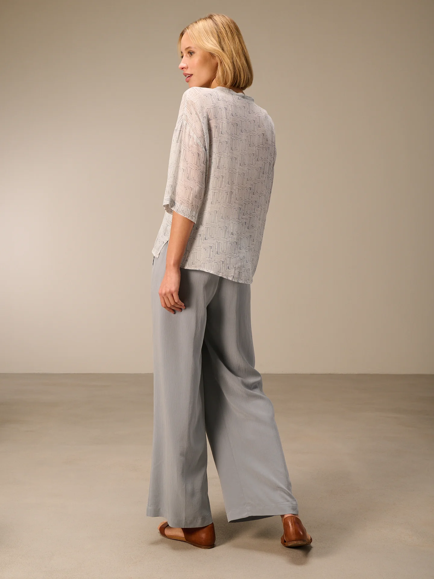 Bluse mit Stehkragen - Image 9