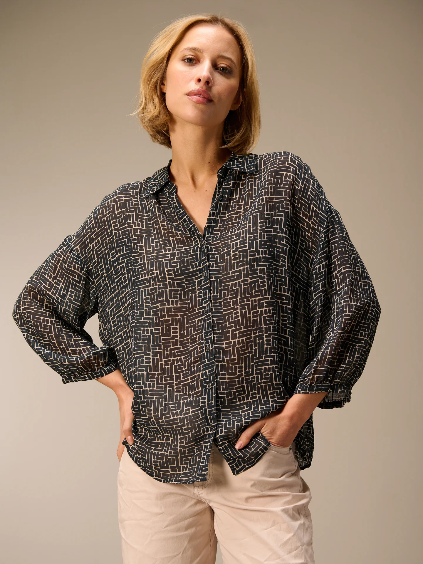 Bluse mit Druck - Image 4