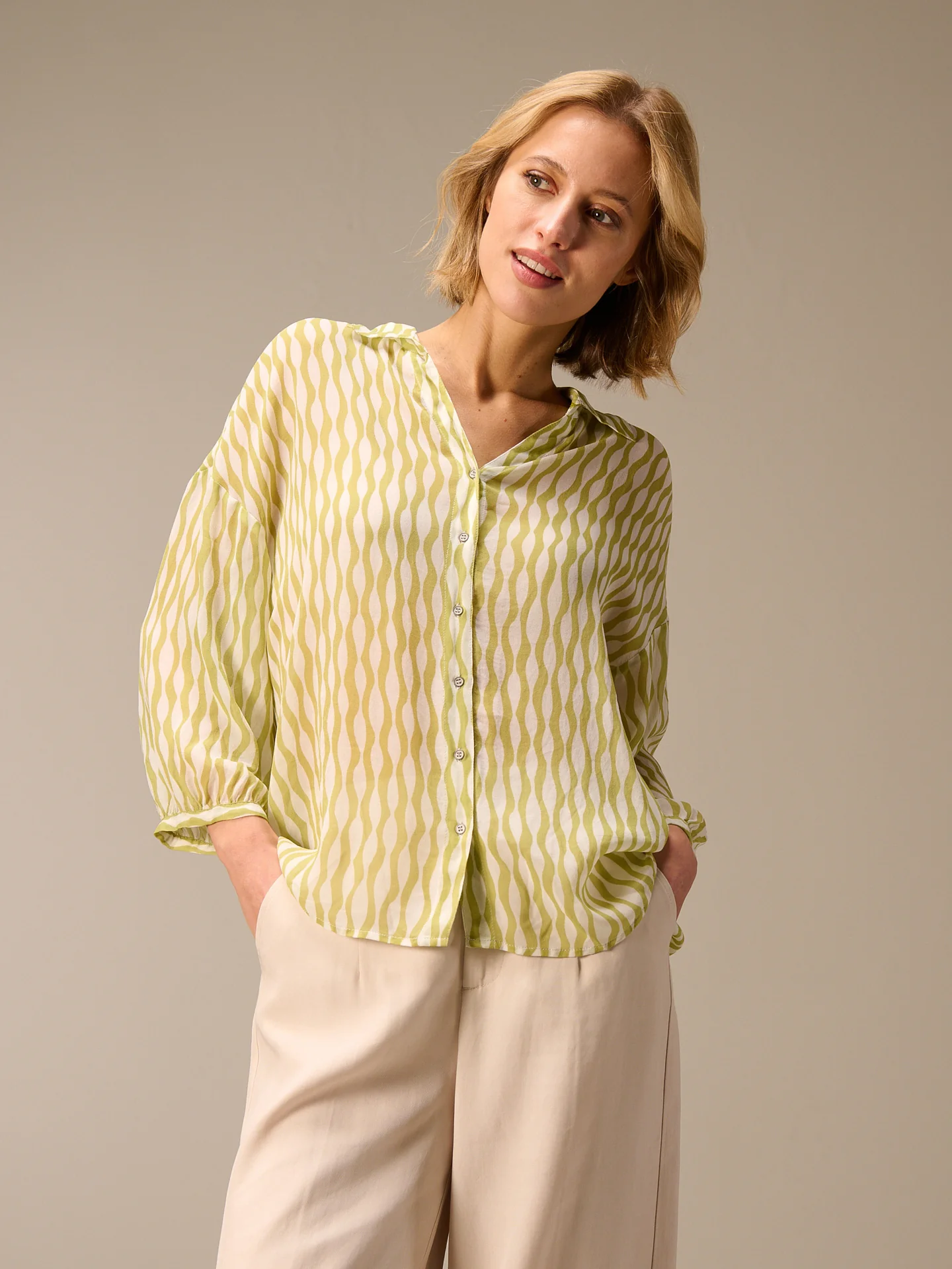 Bluse mit Druck - Image 6