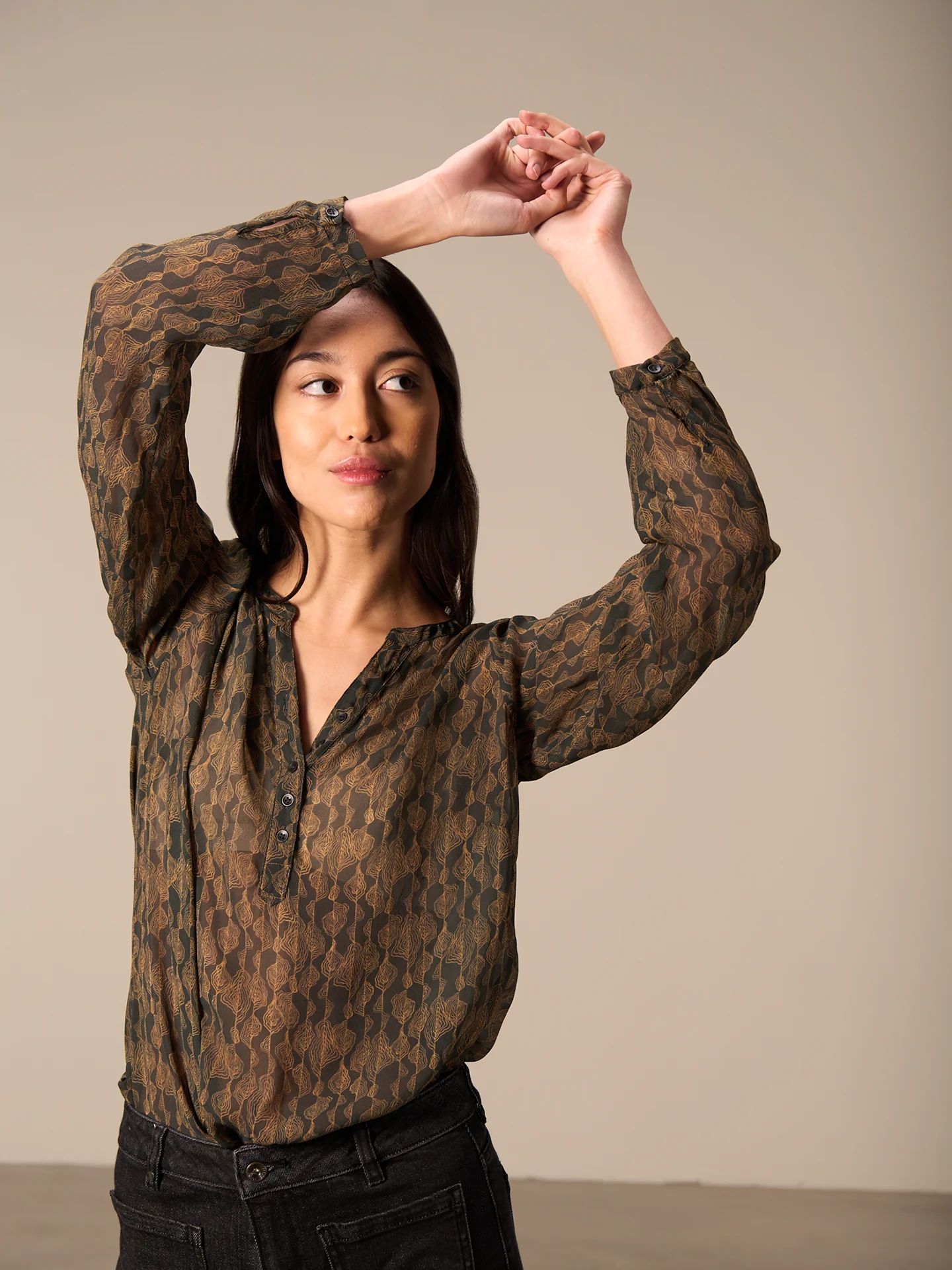 Bluse mit Knopfleiste - Image 12