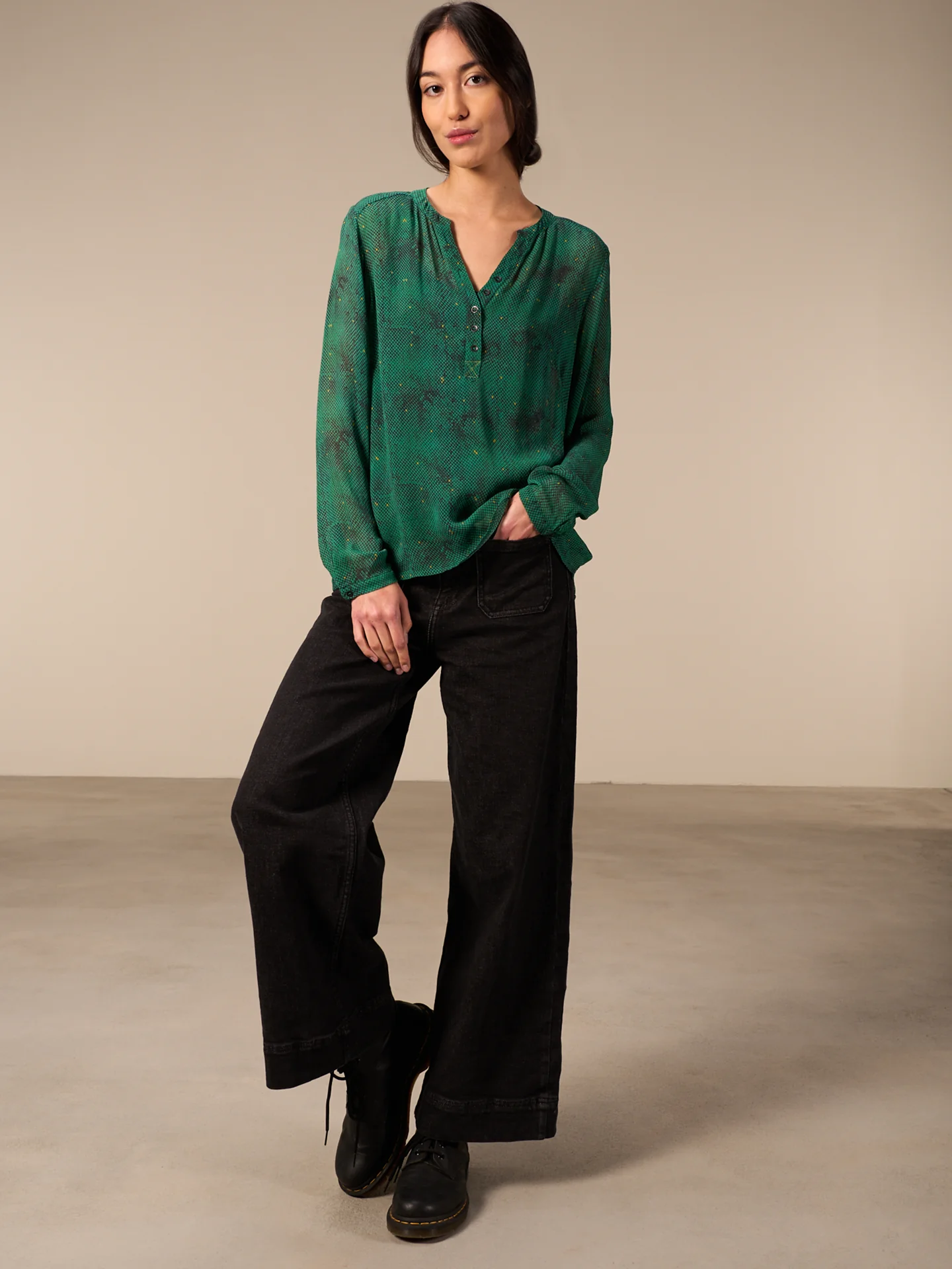 Bluse mit Knopfleiste - Image 18