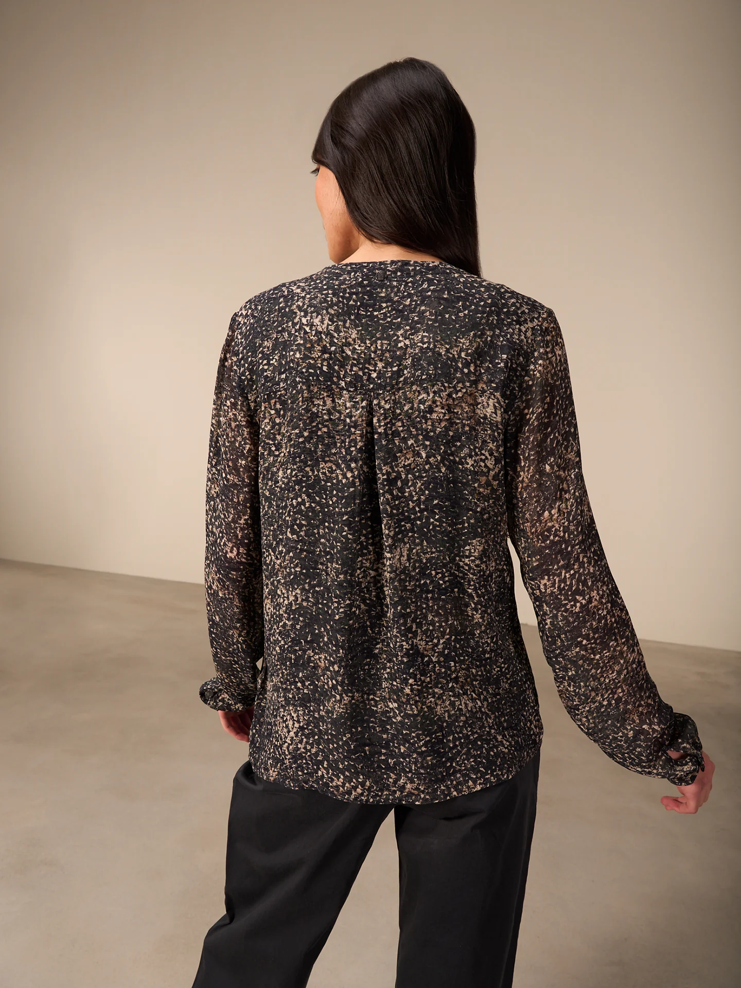 Bluse mit Knopfleiste - Image 4