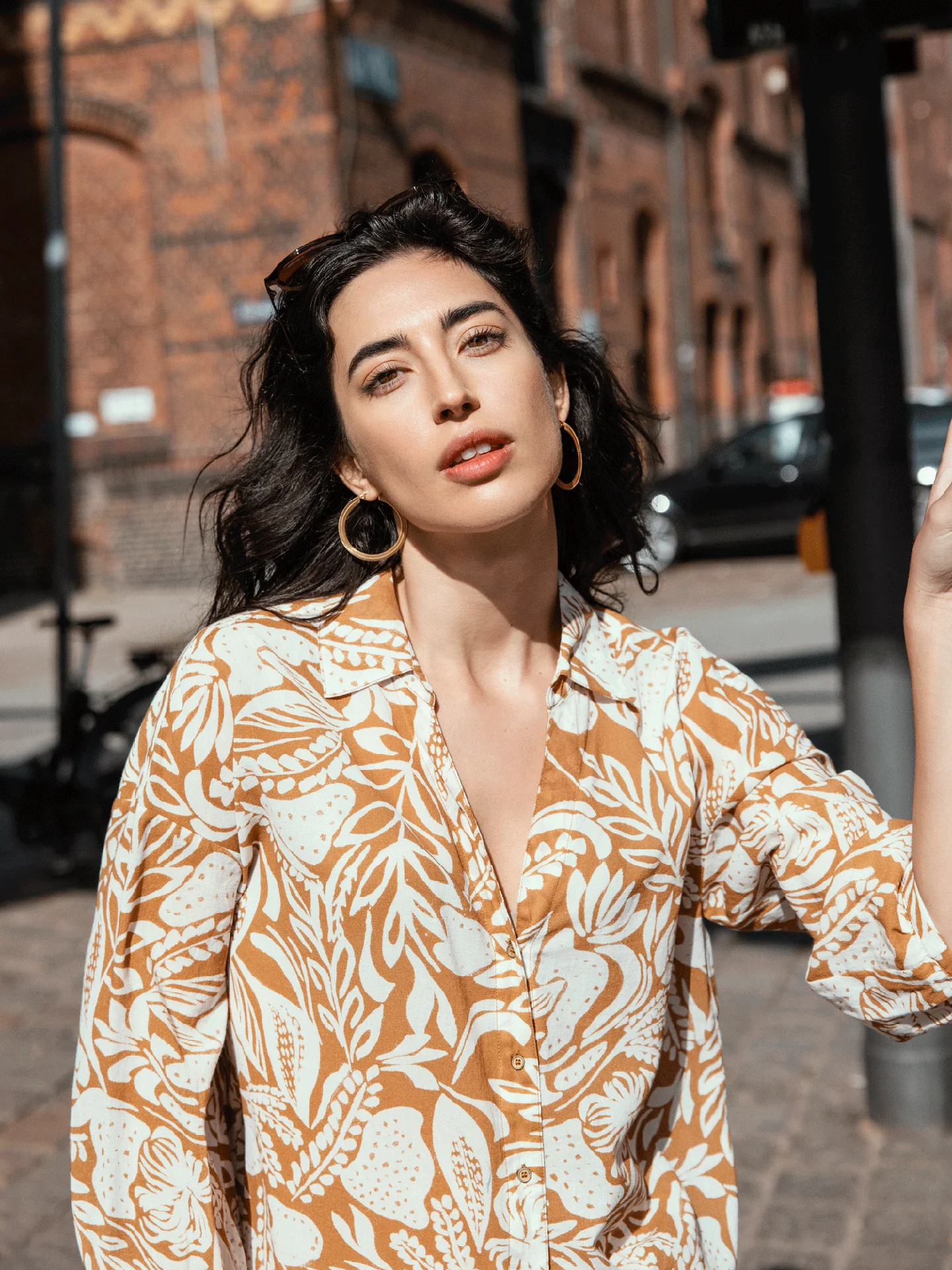 Bluse mit Knopfleiste - Image 10