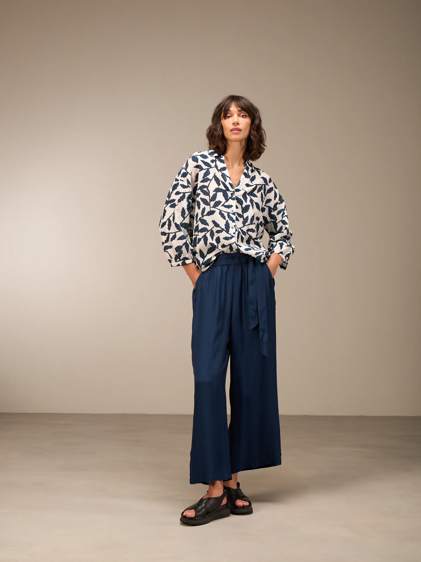 Bluse mit Knopfleiste - Image 3