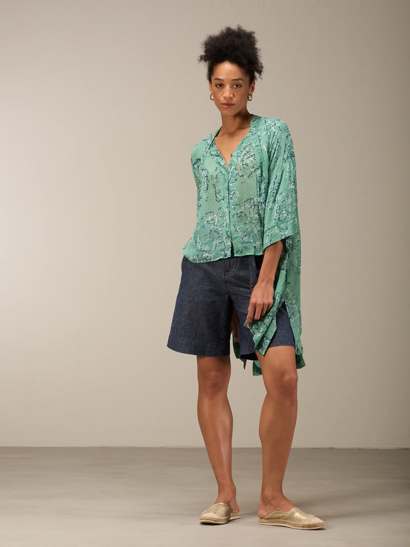 Bluse mit Knopfleiste - Image 5