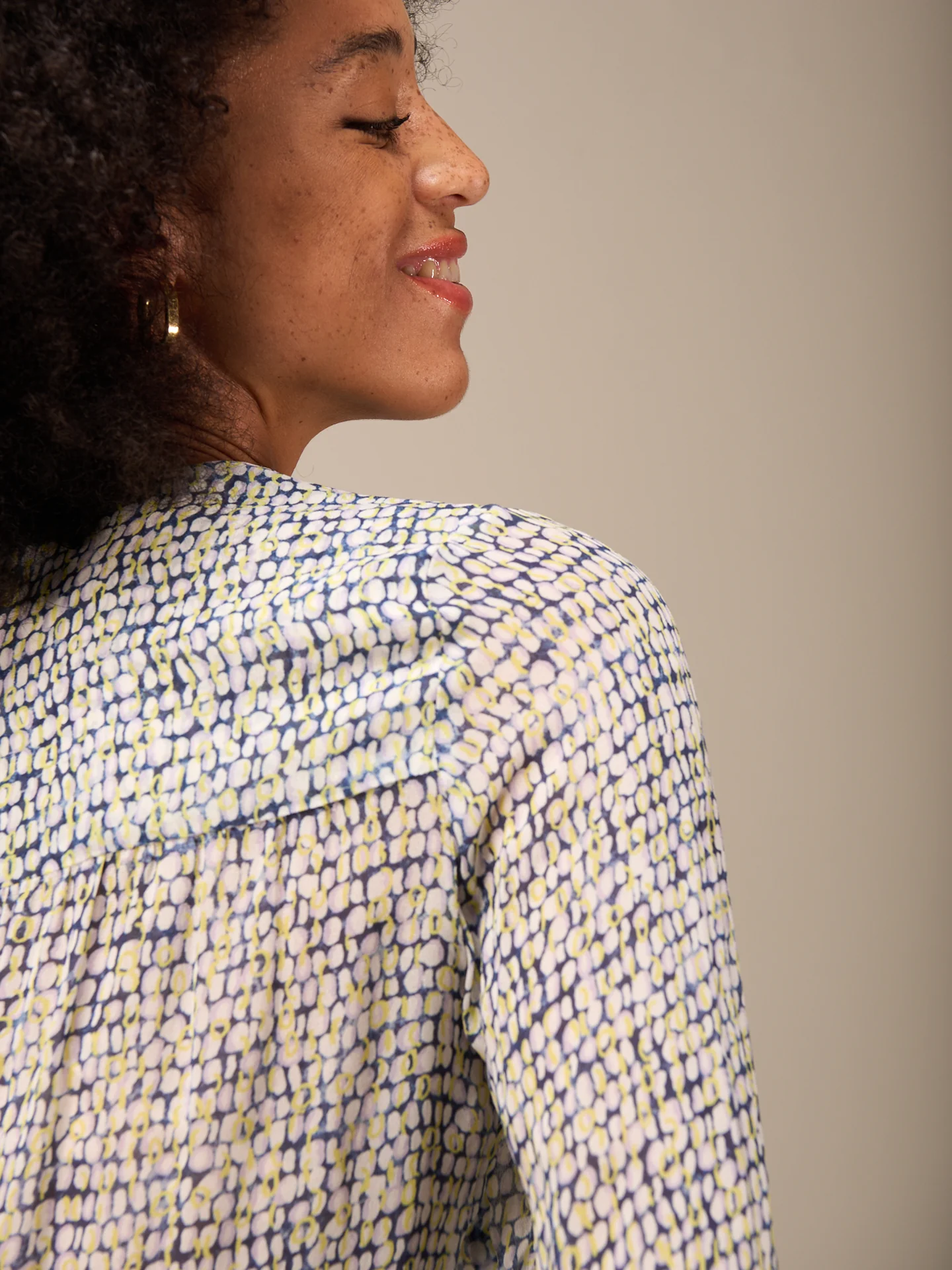 Bluse mit Knopfleiste - Image 8