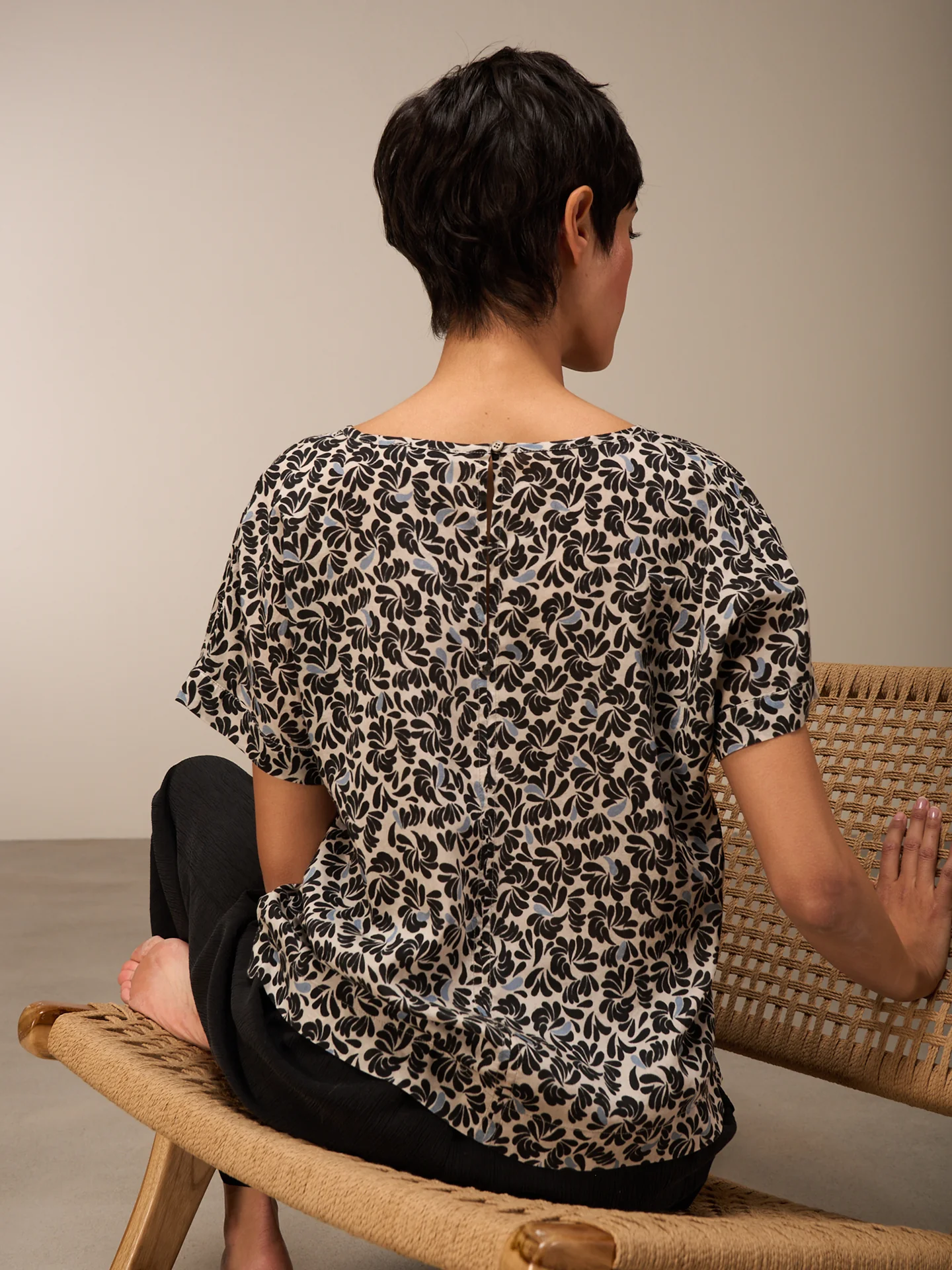 Bluse mit Rundhals - Image 3