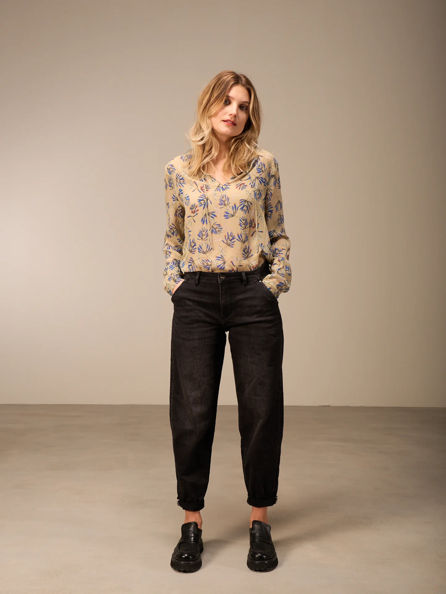 Bluse mit Stehkragen - Image 14