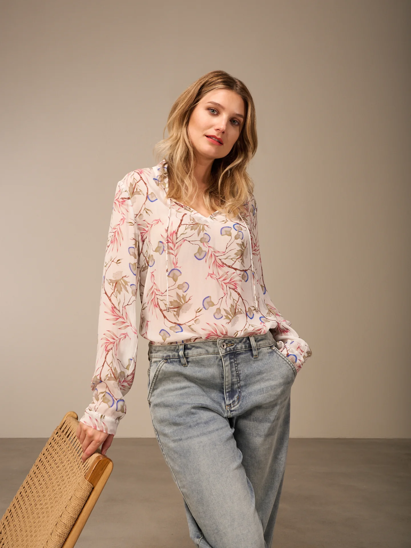 Bluse mit Stehkragen - Image 9