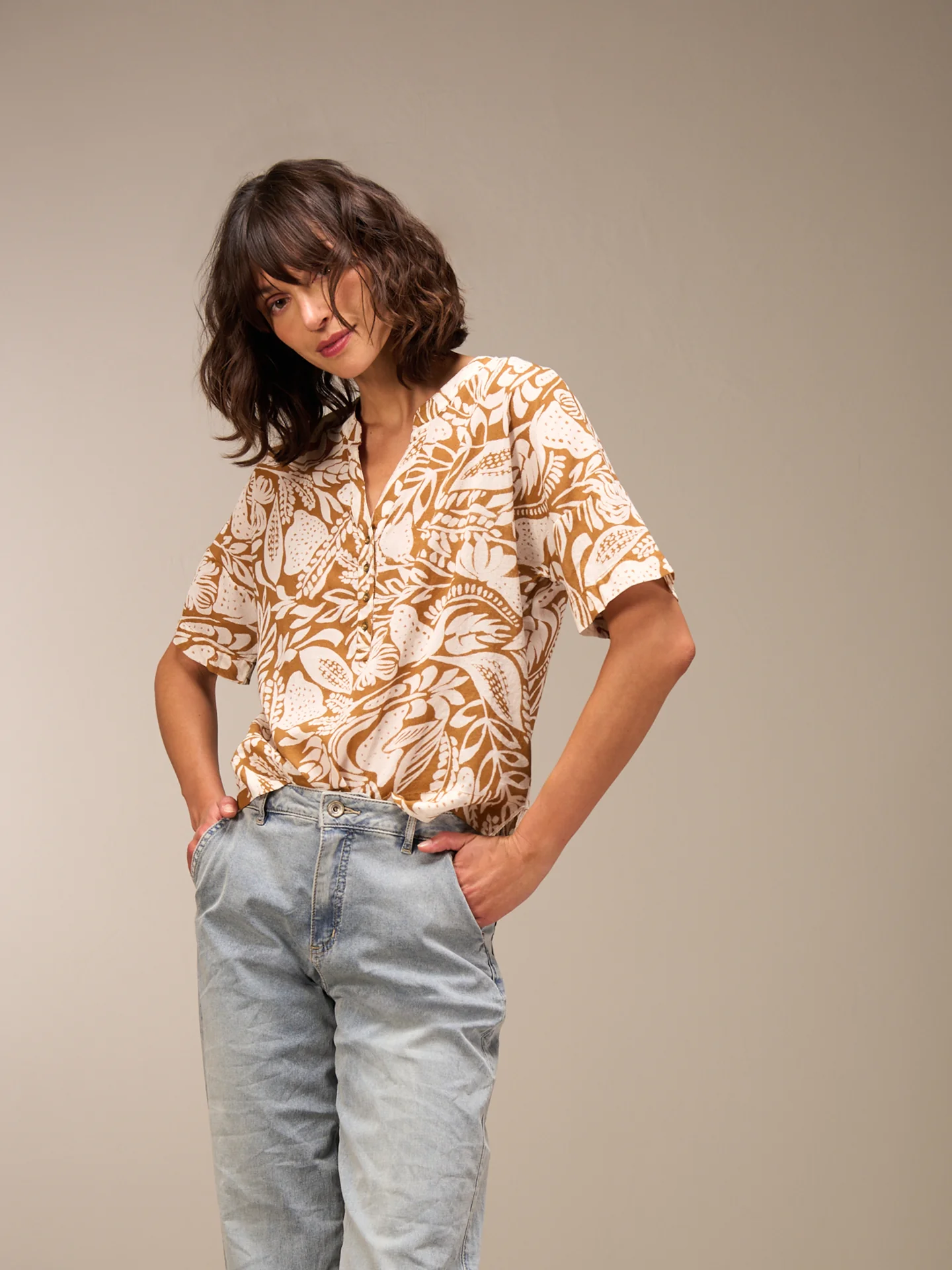 Bluse mit Stehkragen - Image 7