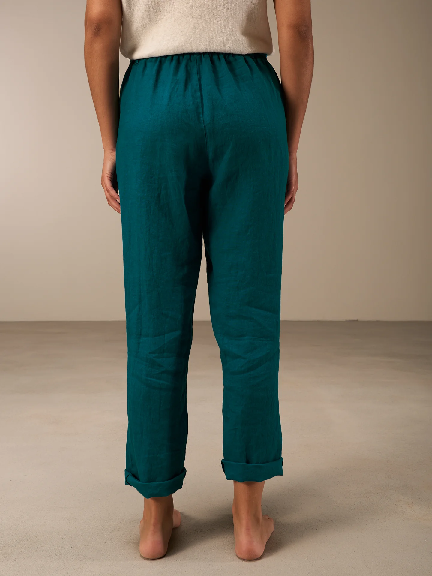 Hose mit Gürtel - Image 12