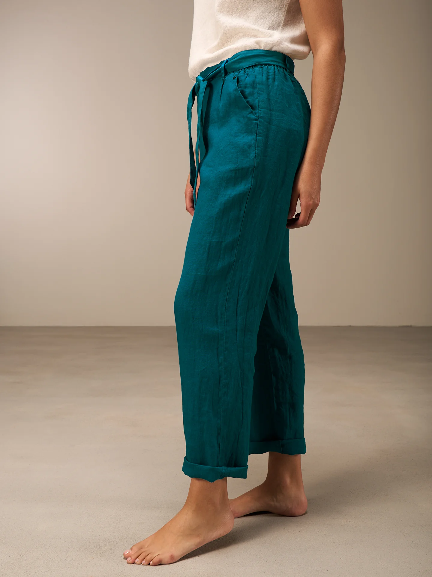 Hose mit Gürtel - Image 14