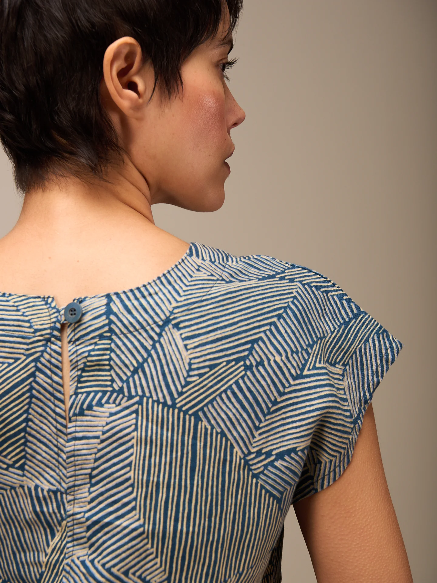 Leinenbluse - Image 10