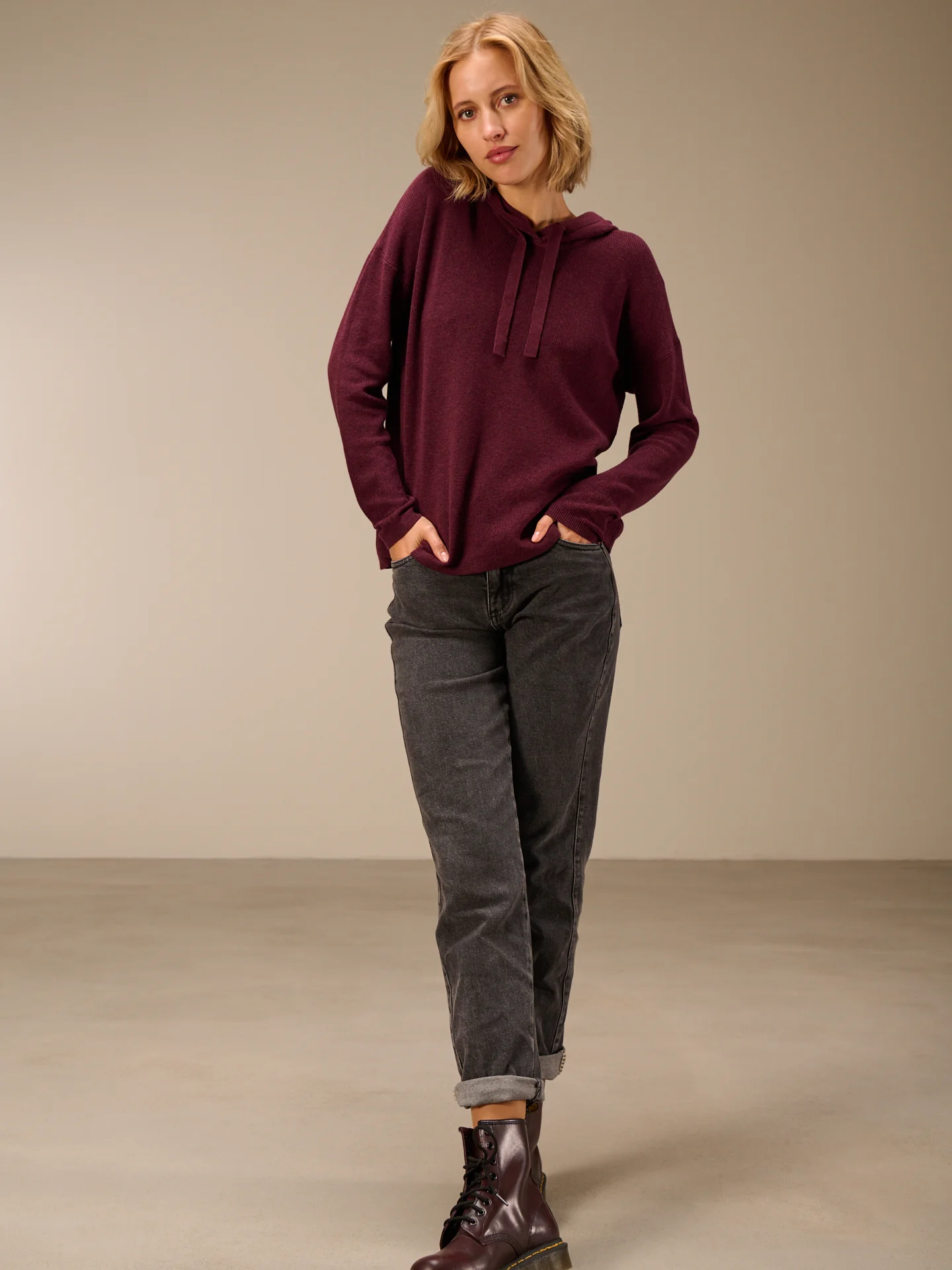 Pullover mit Kapuze - Image 7