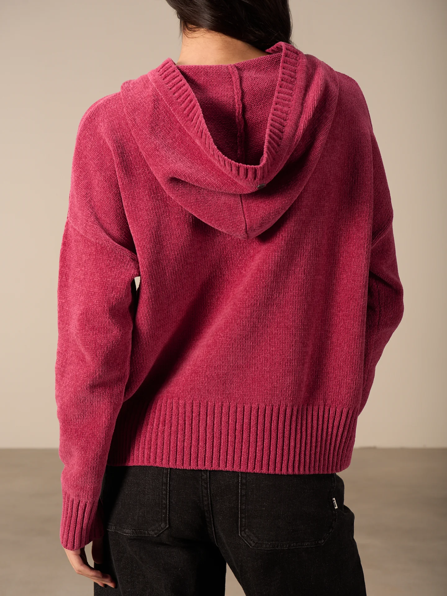 Pullover mit Kapuze - Image 9