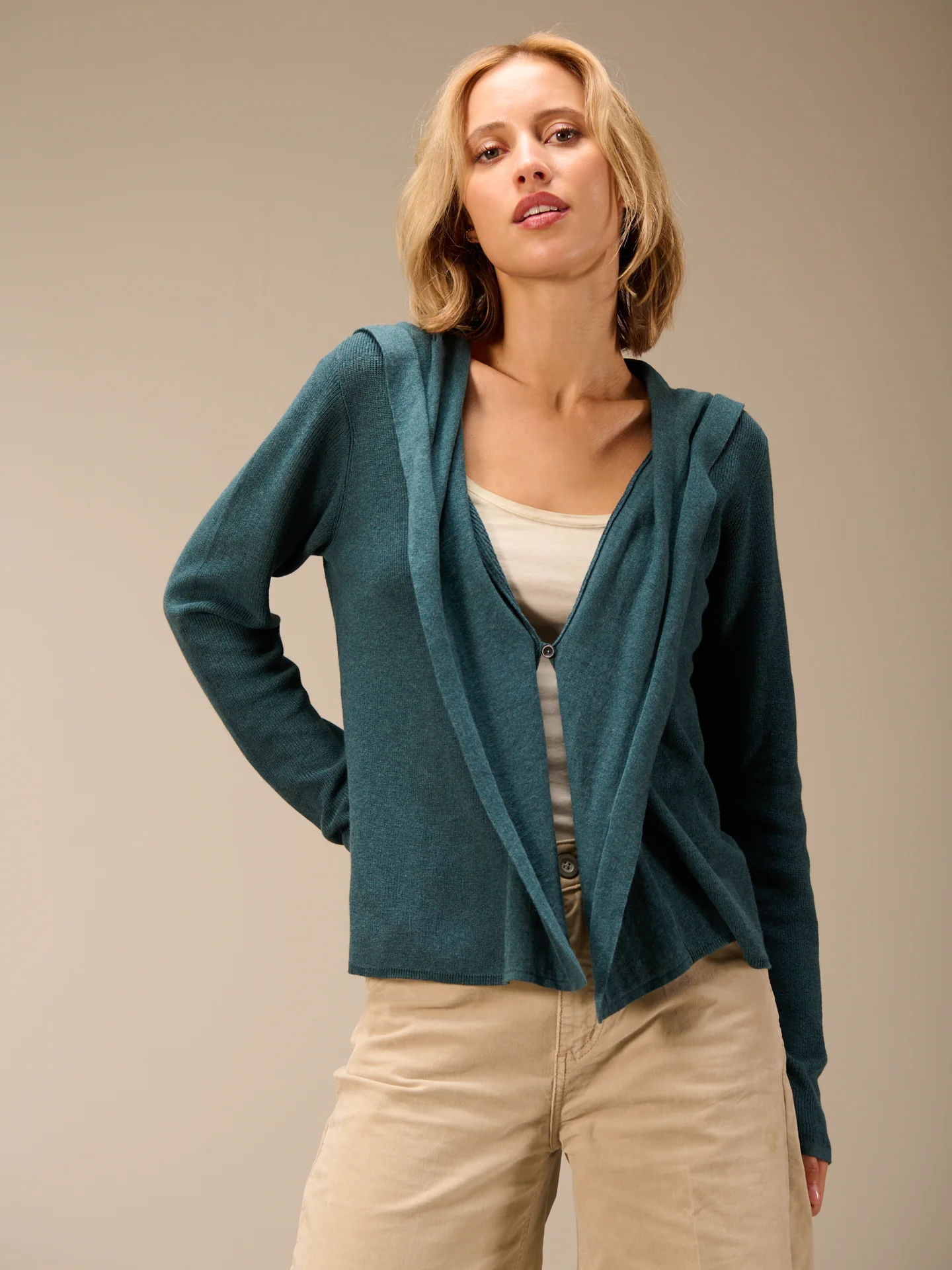 Strickjacke mit Kapuze - Image 7