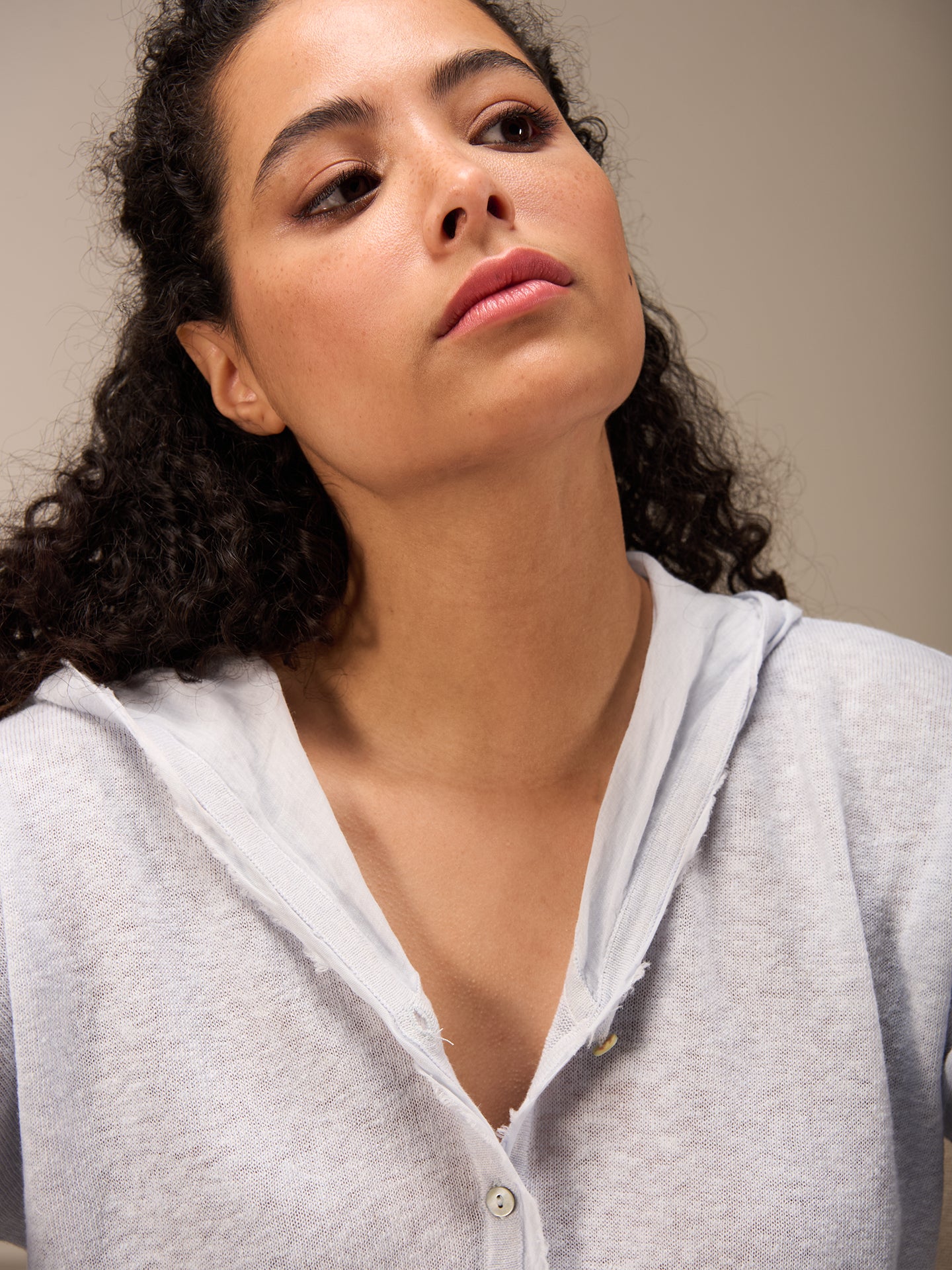 Strickjacke mit Kapuze - Image 4