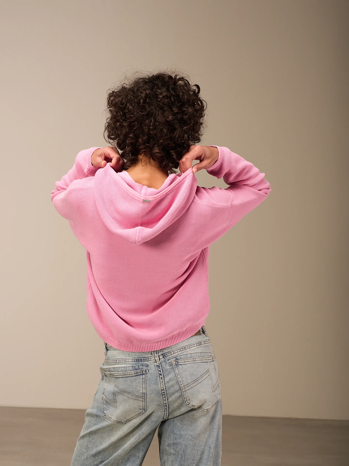 Strickjacke mit Kapuze - Image 16