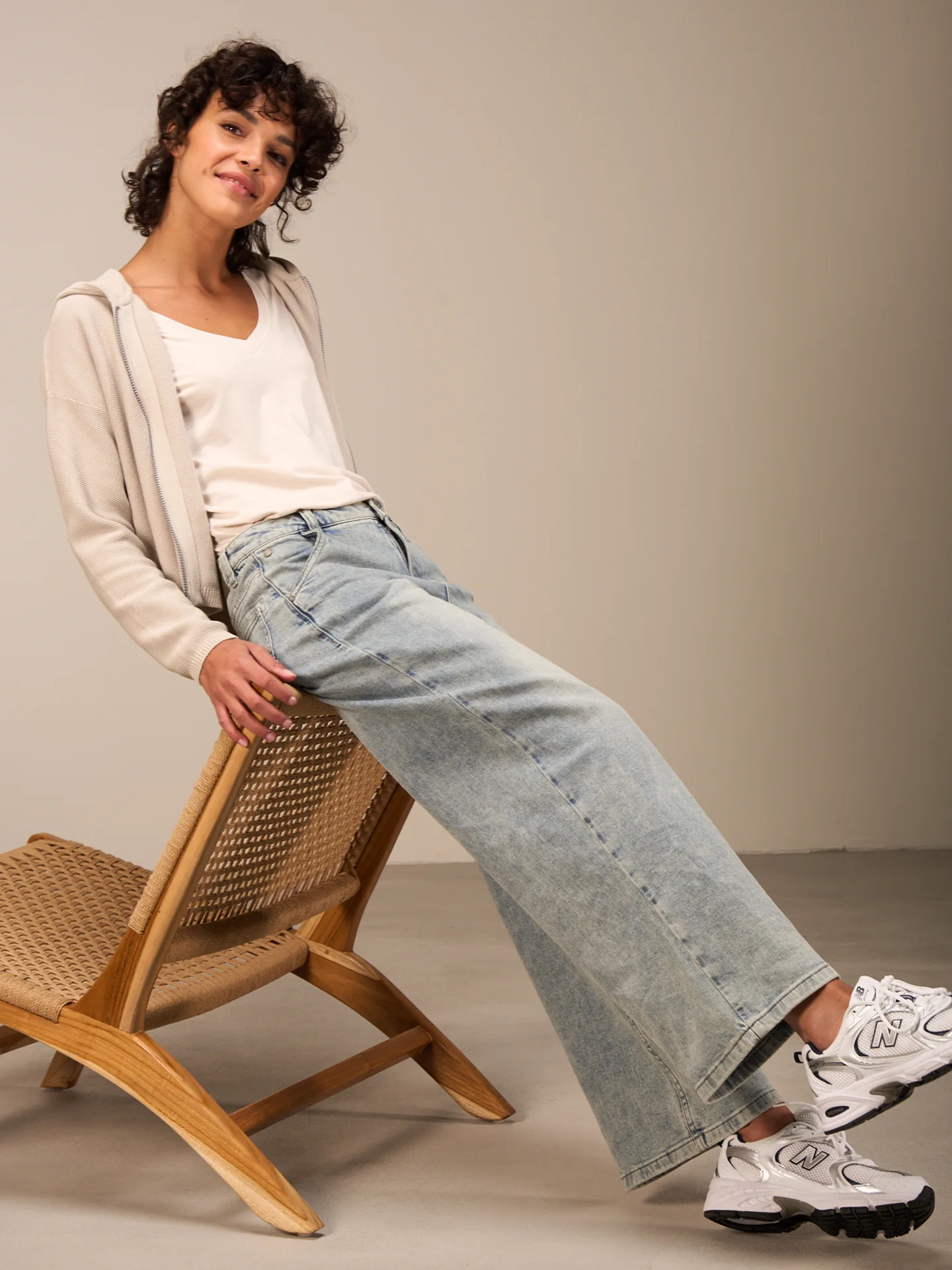 Strickjacke mit Kapuze - Image 8