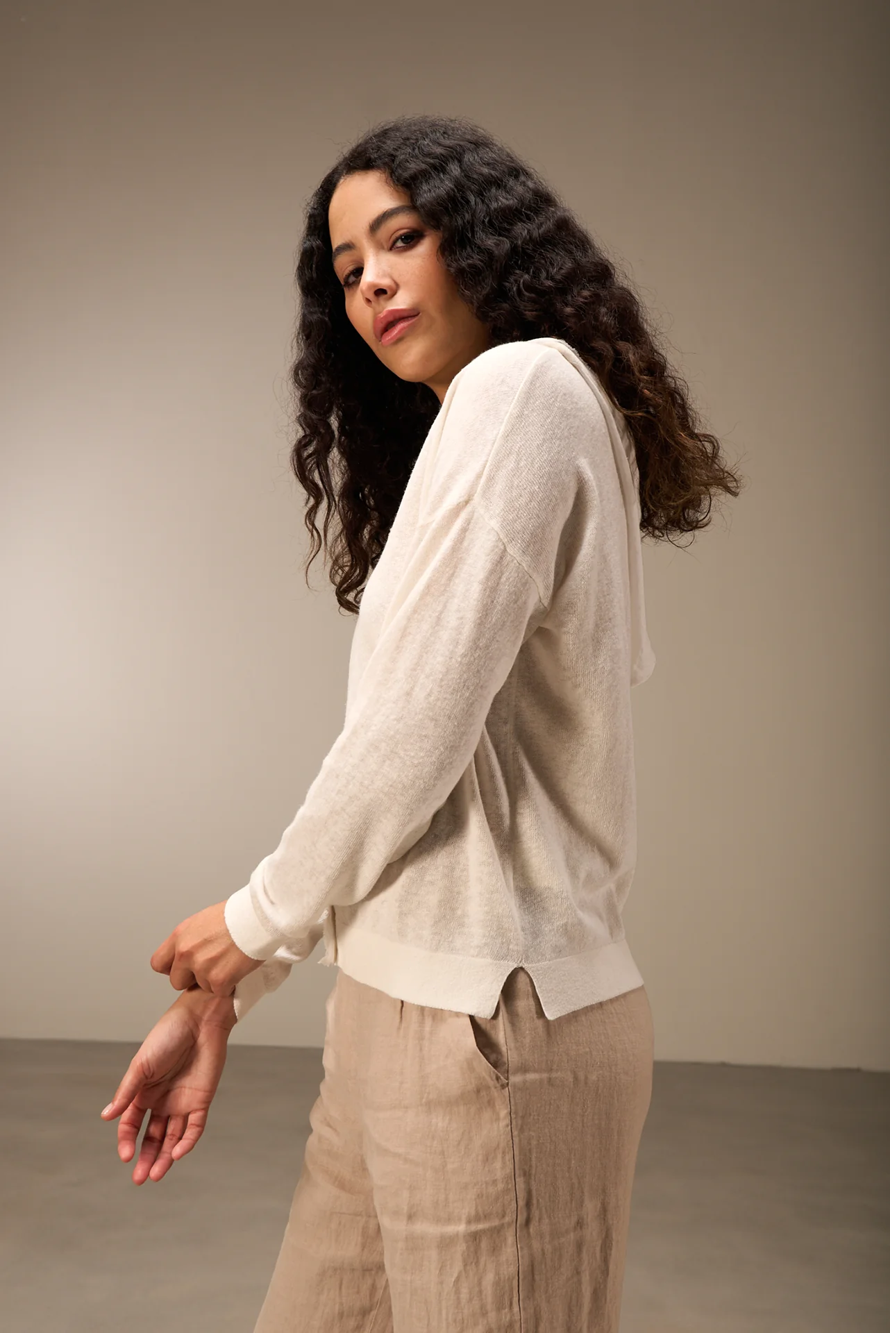 Strickjacke mit Kapuze - Image 8