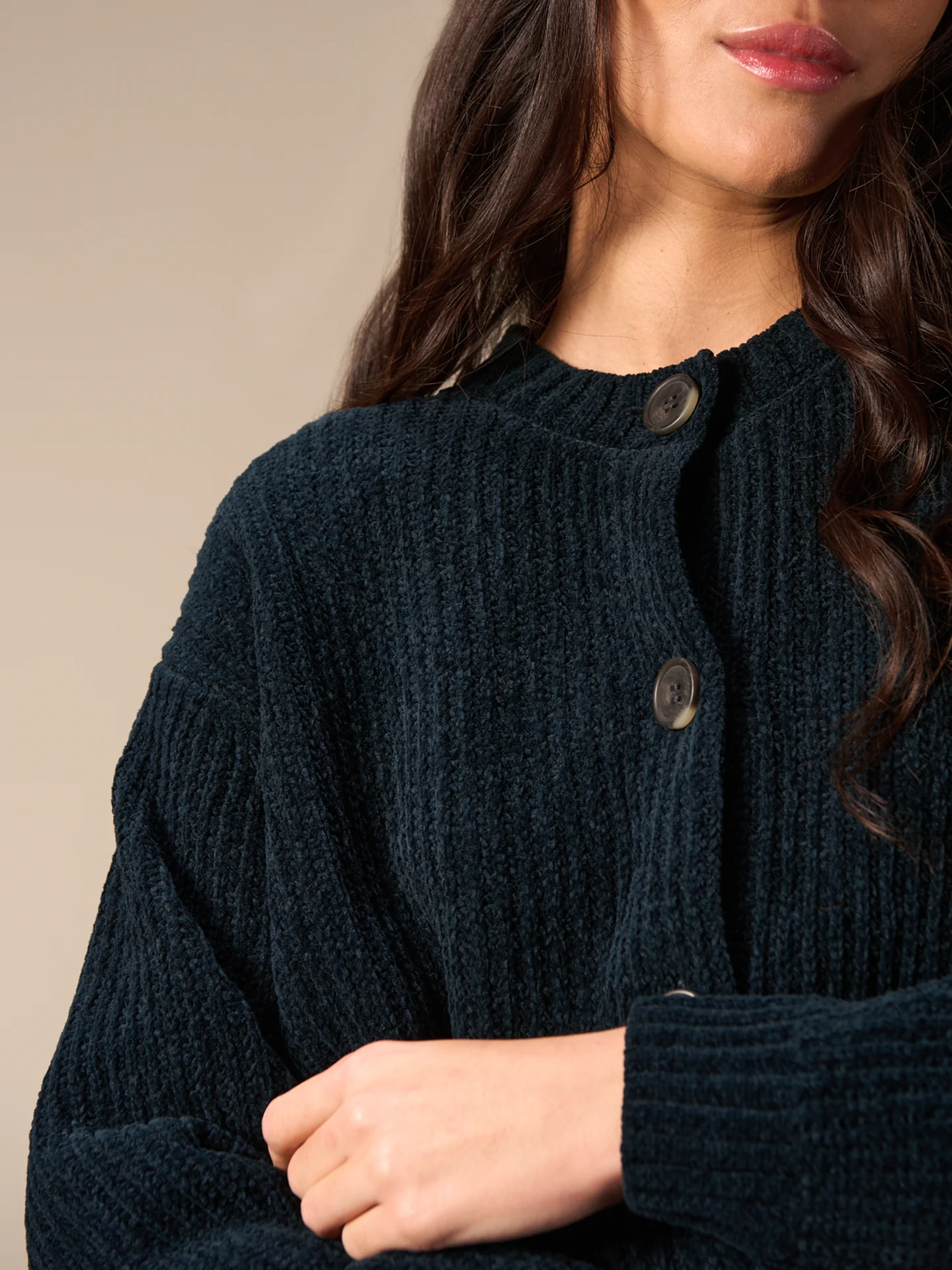 Strickjacke mit Knopfverschluss - Image 12