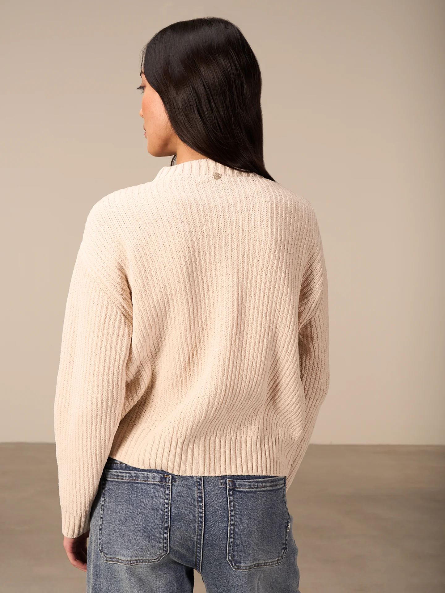 Strickjacke mit Knopfverschluss - Image 4