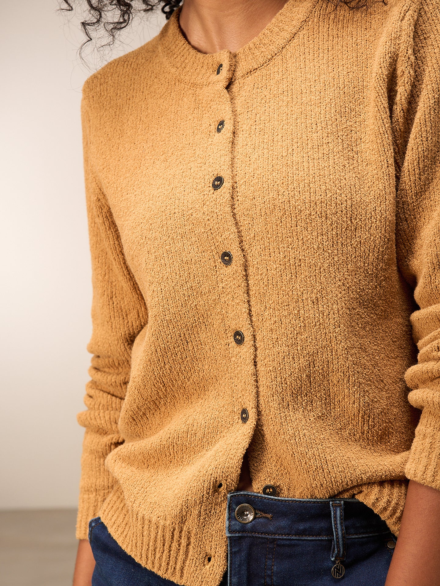 Strickjacke mit Knopfverschluss - Image 9