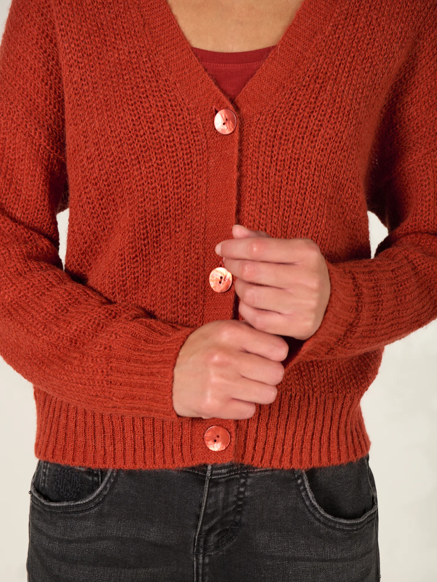 Strickjacke mit Knopfverschluss - Image 12