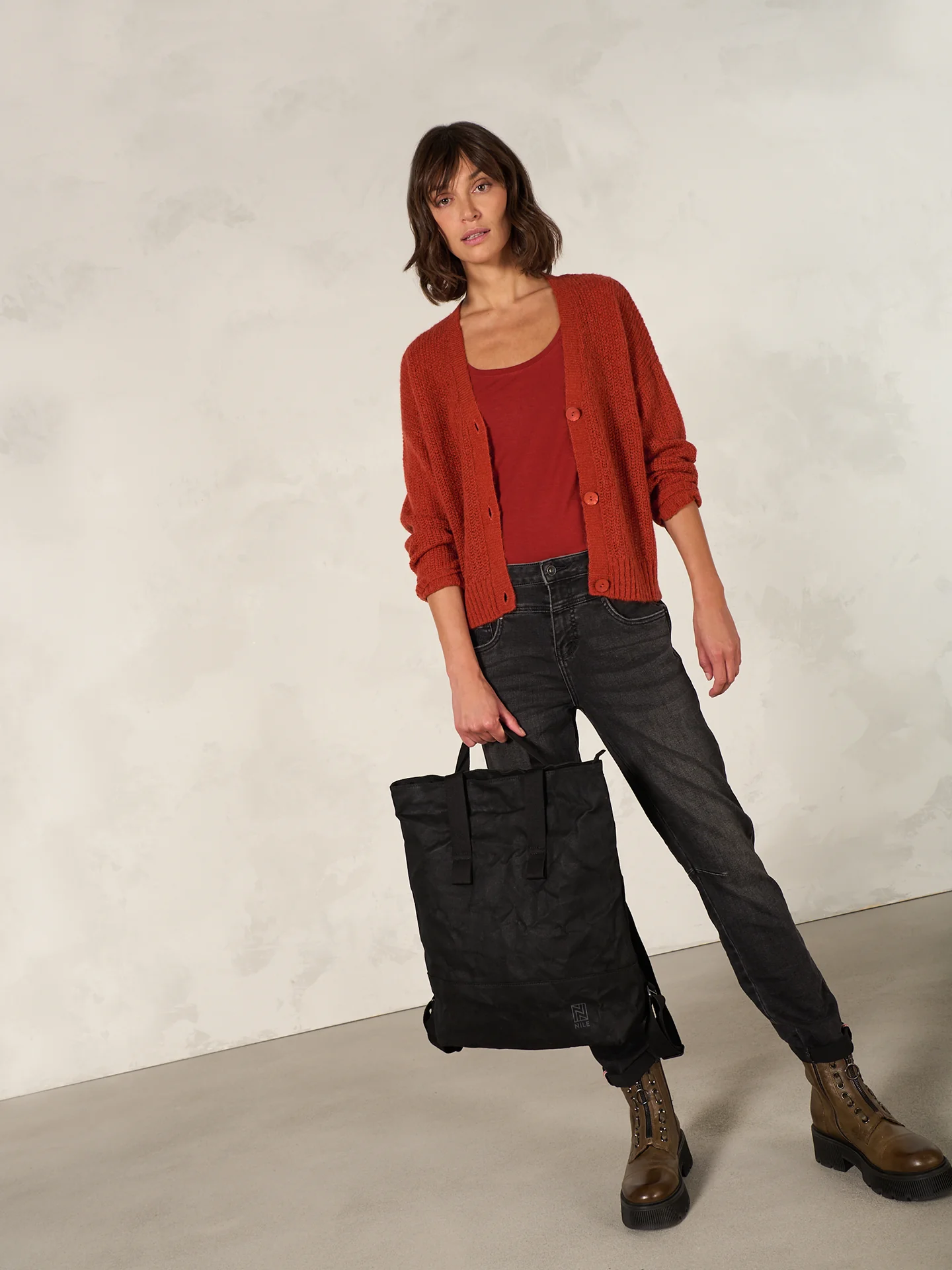 Strickjacke mit Knopfverschluss - Image 14