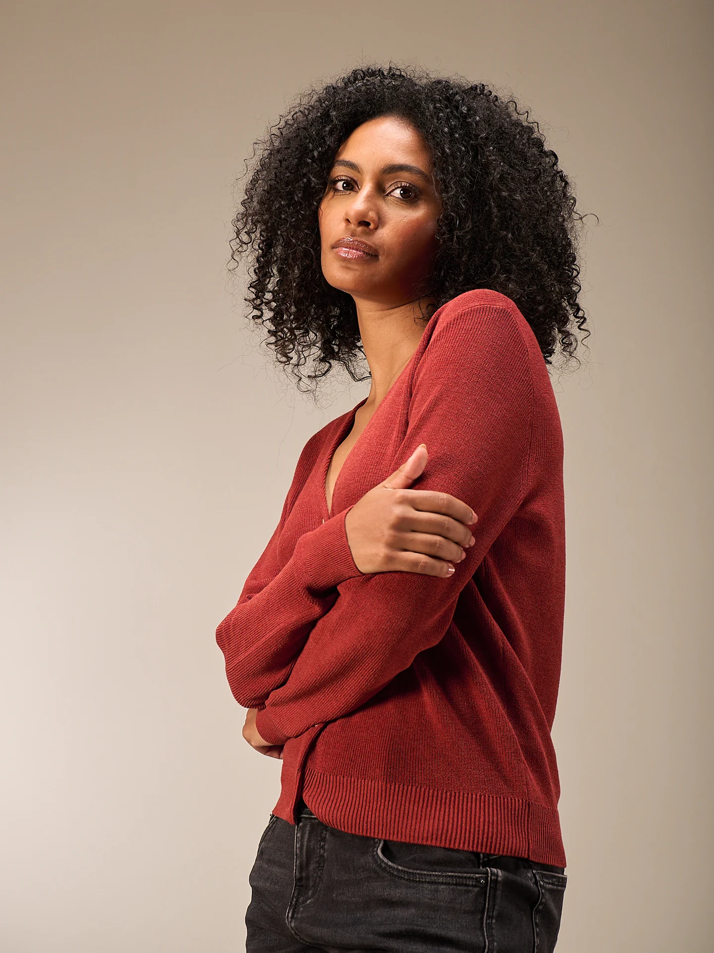 Strickjacke mit V-Ausschnitt - Image 24