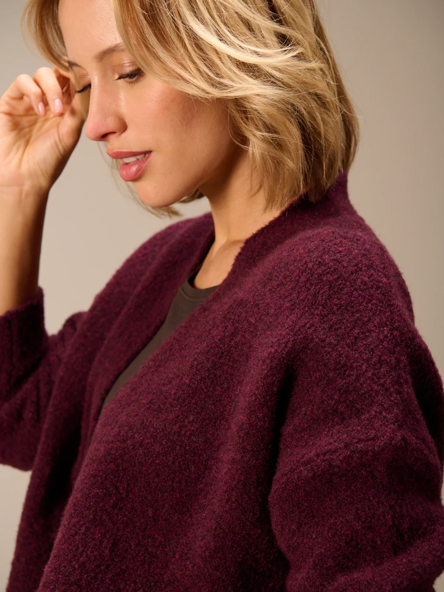 Strickjacke  mit Wolle - Image 8