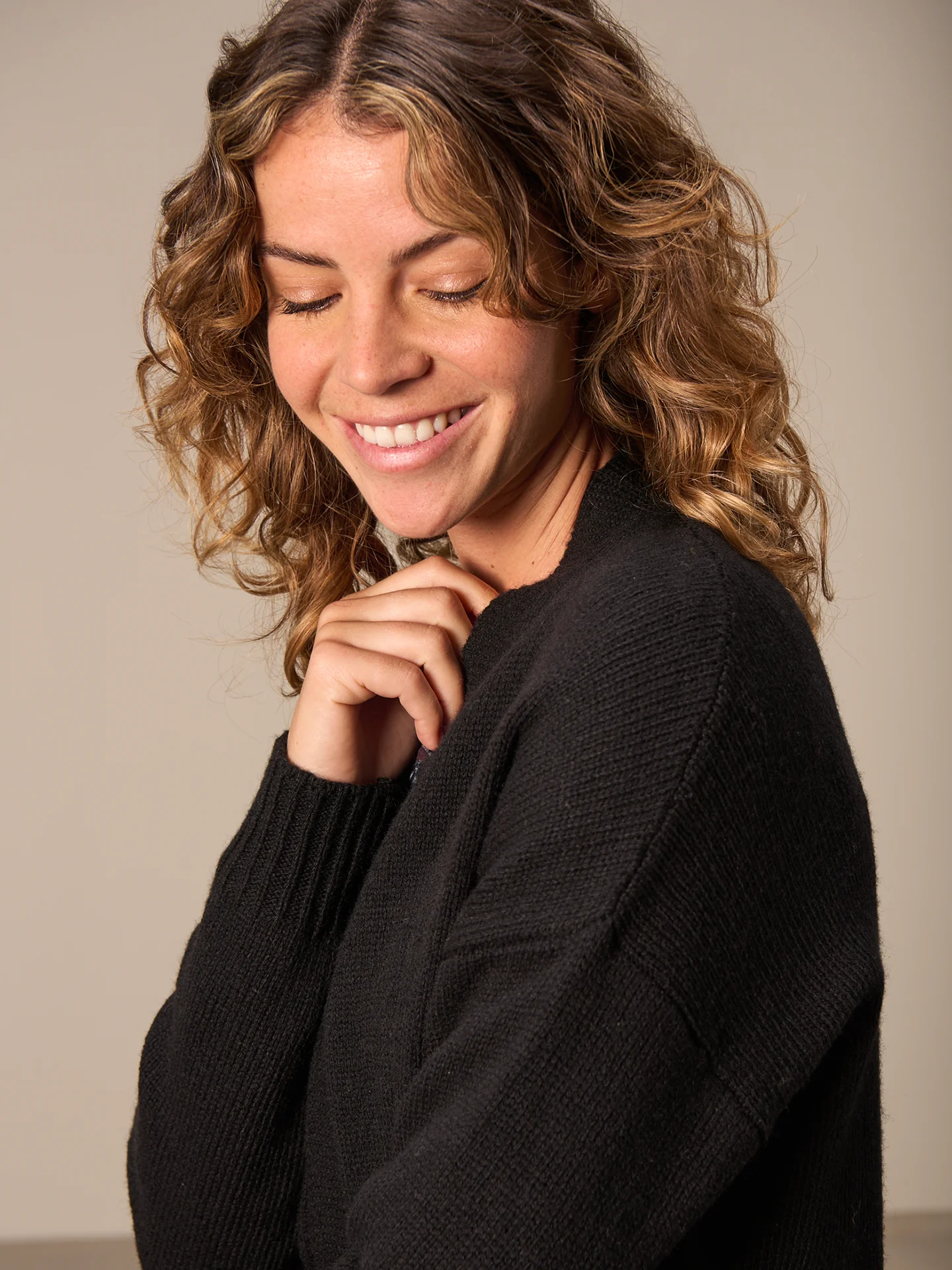 Strickjacke mit Wolle - Image 8