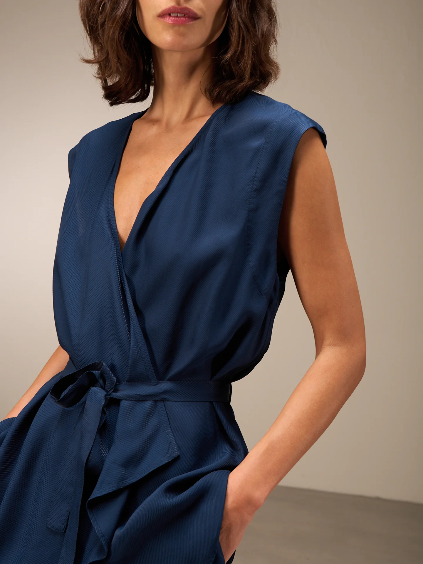 Weste mit Gürtel - Image 3