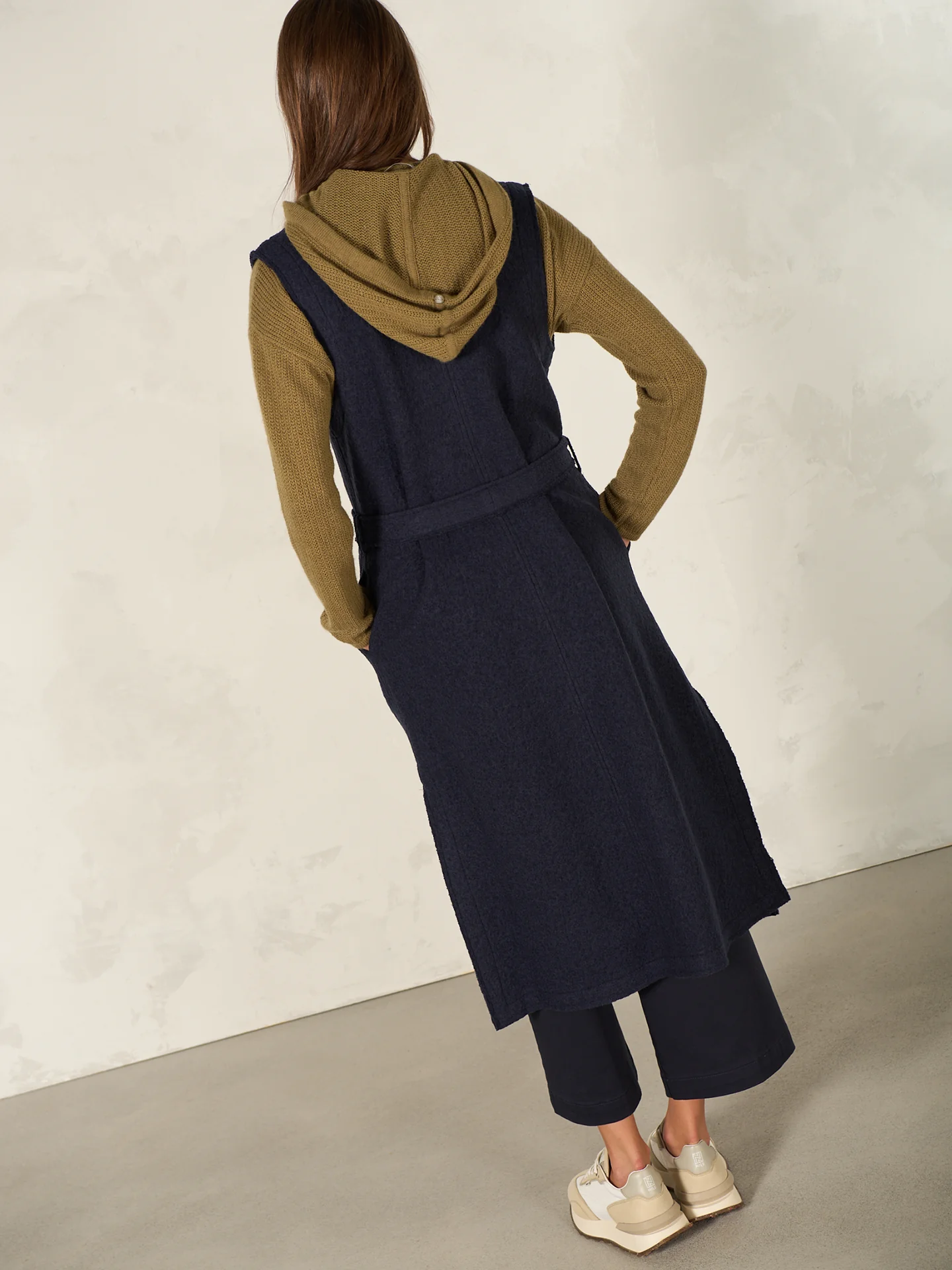 Weste mit Gürtel - Image 9